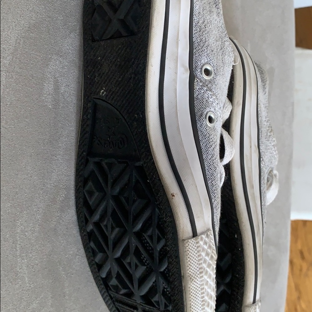 Converse - Picture 2 of 2